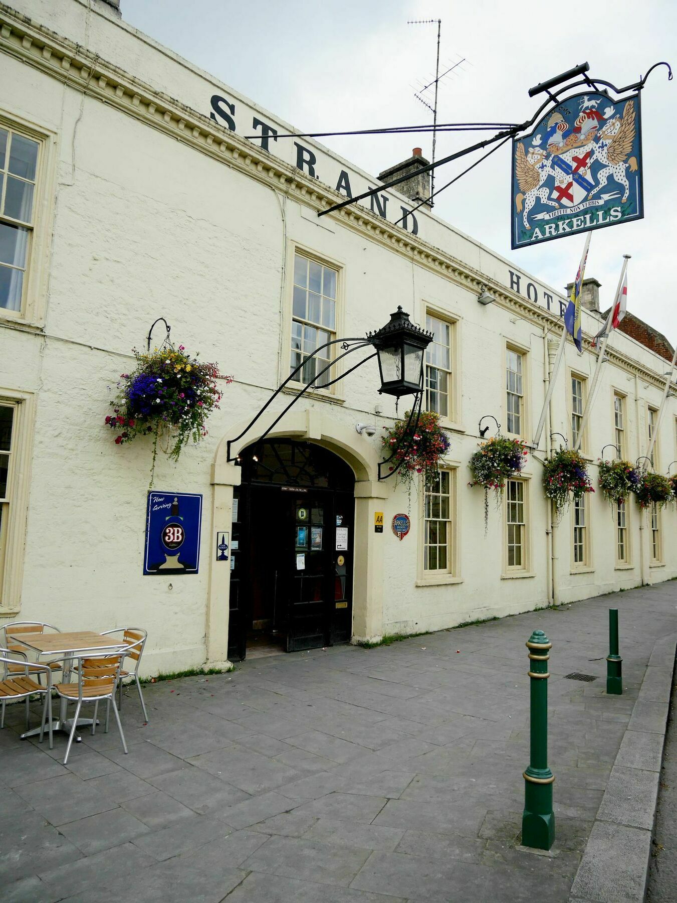 Lansdowne Strand Calne Exterior foto